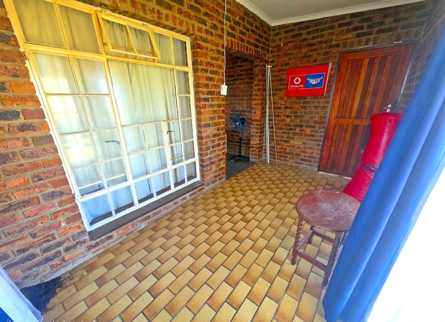 2 Bedroom Property for Sale in Oranjeville Free State